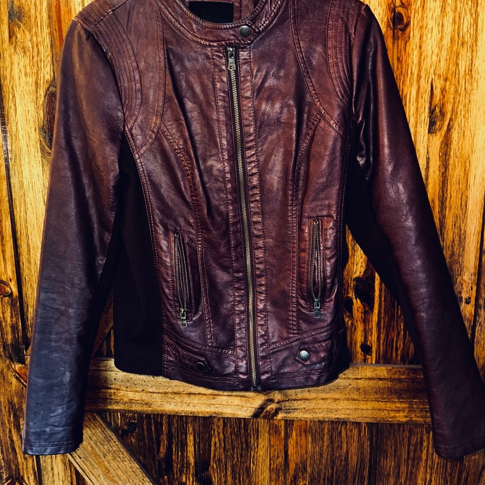 Women's burgundy Leather Jacket (Medium)
